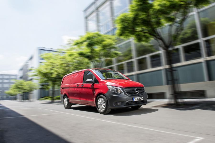  Mercedes-Benz Vito Panel Van 2014 года  (фото 2 из 45)